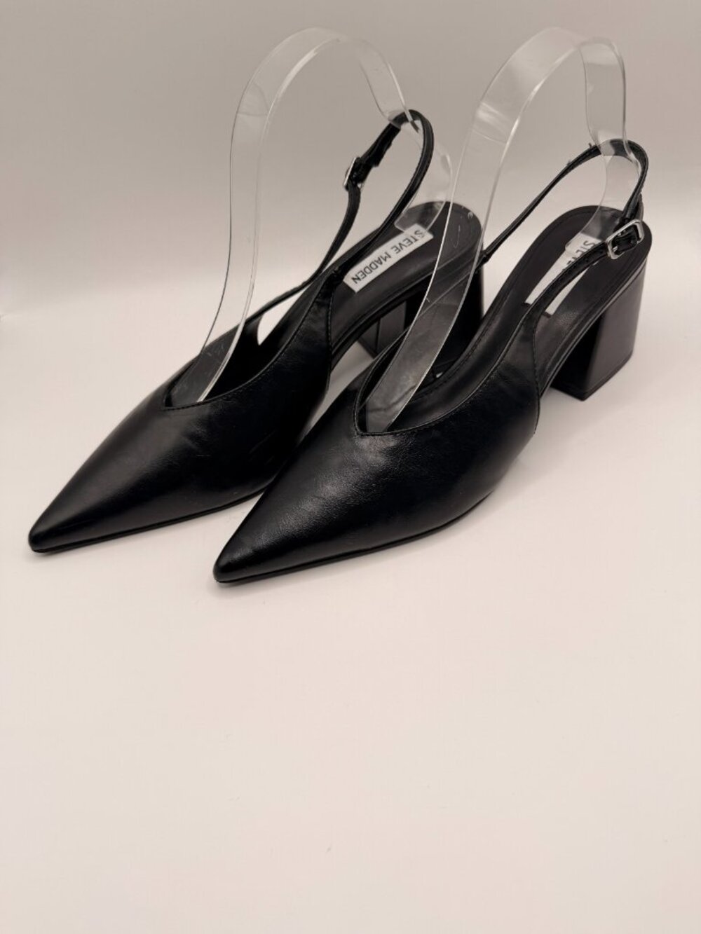 Steve Madden Women Faryn Black Pointy Toe  Slingback Pump Sz 9.5
